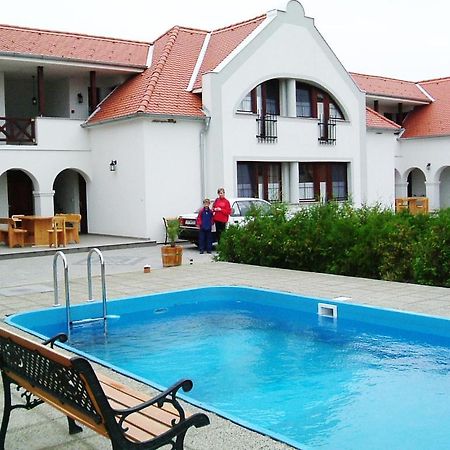 Szanyi Vendégház Hegykő Extérieur photo